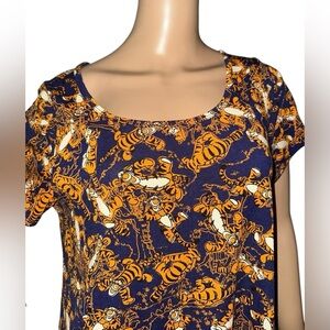 LuLaRoe Classic T Tigger Disney Print Shirt Size L NWT